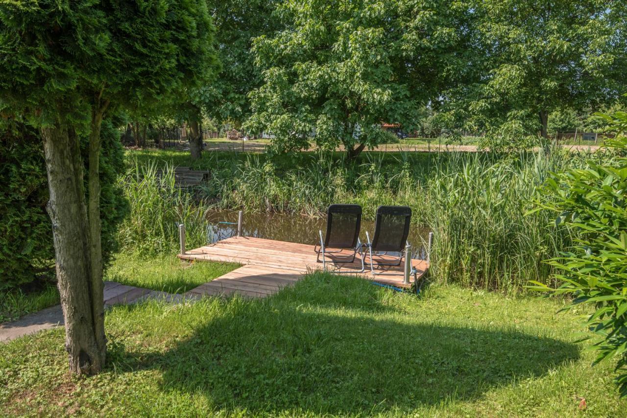 Posteleki Vendeghaz-Nyugalom Szigetei Villa Gyula Luaran gambar